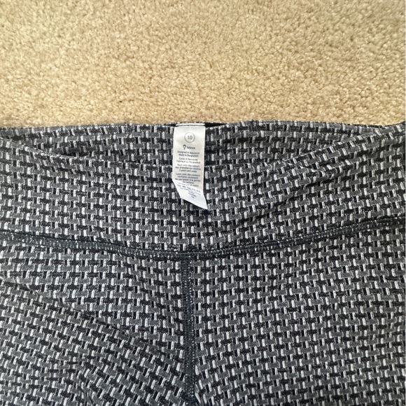 Ivivva leggings! - Picture 3 of 3